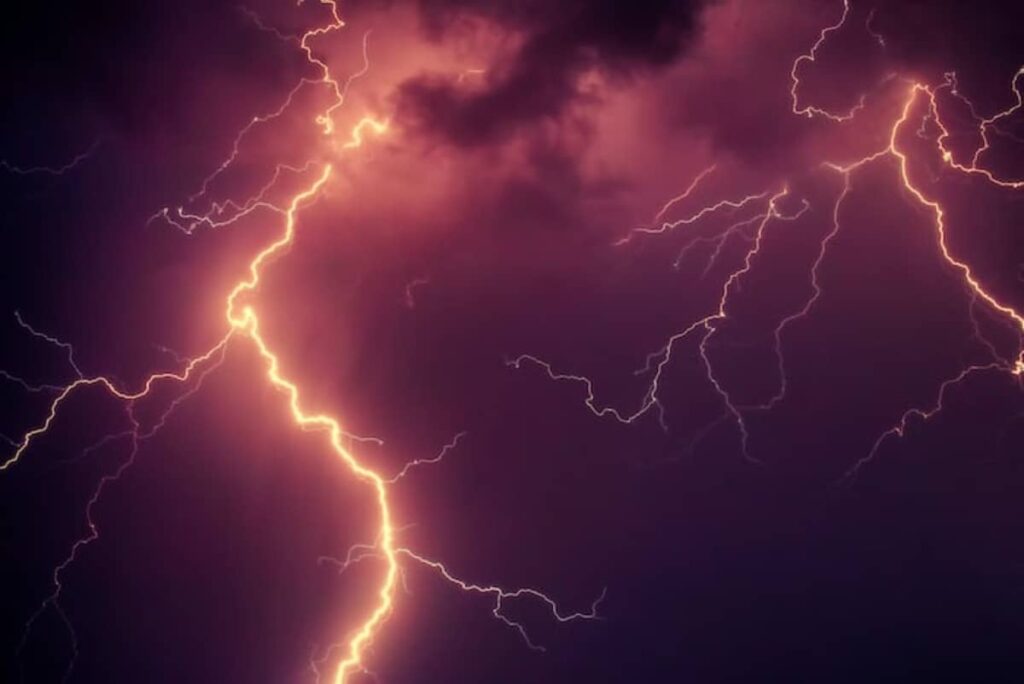 বজ্রপাত কি? ব্জ্রপাত কেন হয়? What is lightning? why does lightning occur?